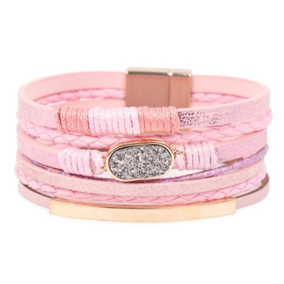 Jewelry - faux leather Magnetic pink druzy bracelet
